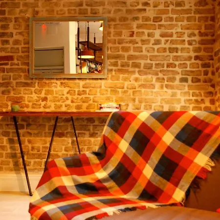 Jumba Hostel-2